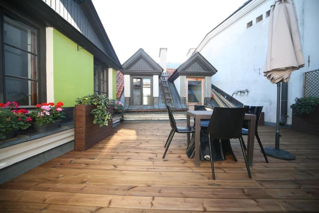 Two Bedroom / Old Town With Private Terrace Riga Extérieur photo